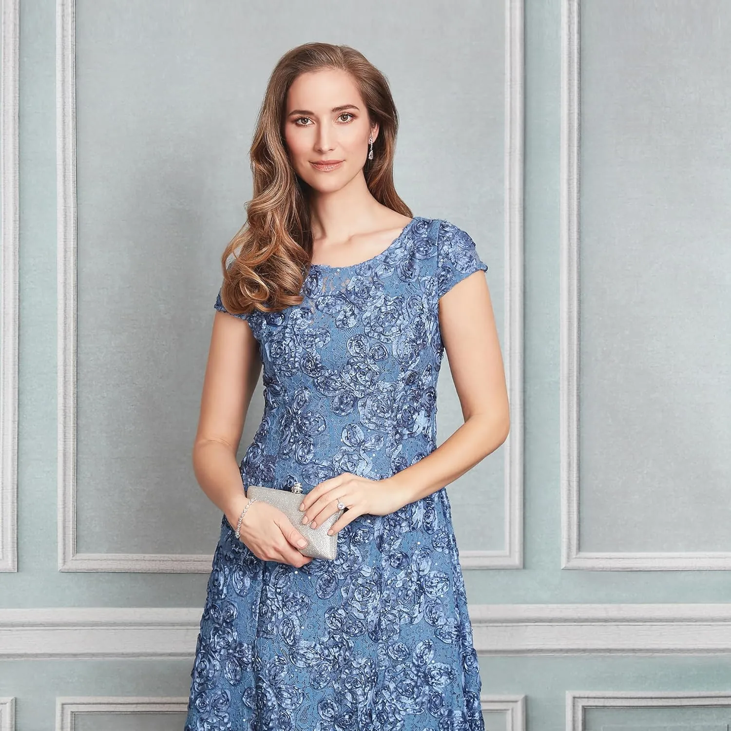 Alex Evenings Women's Tea Length Mother of The Bride Dress with Rosette Lace Detail (Petite and Regular Sizes)