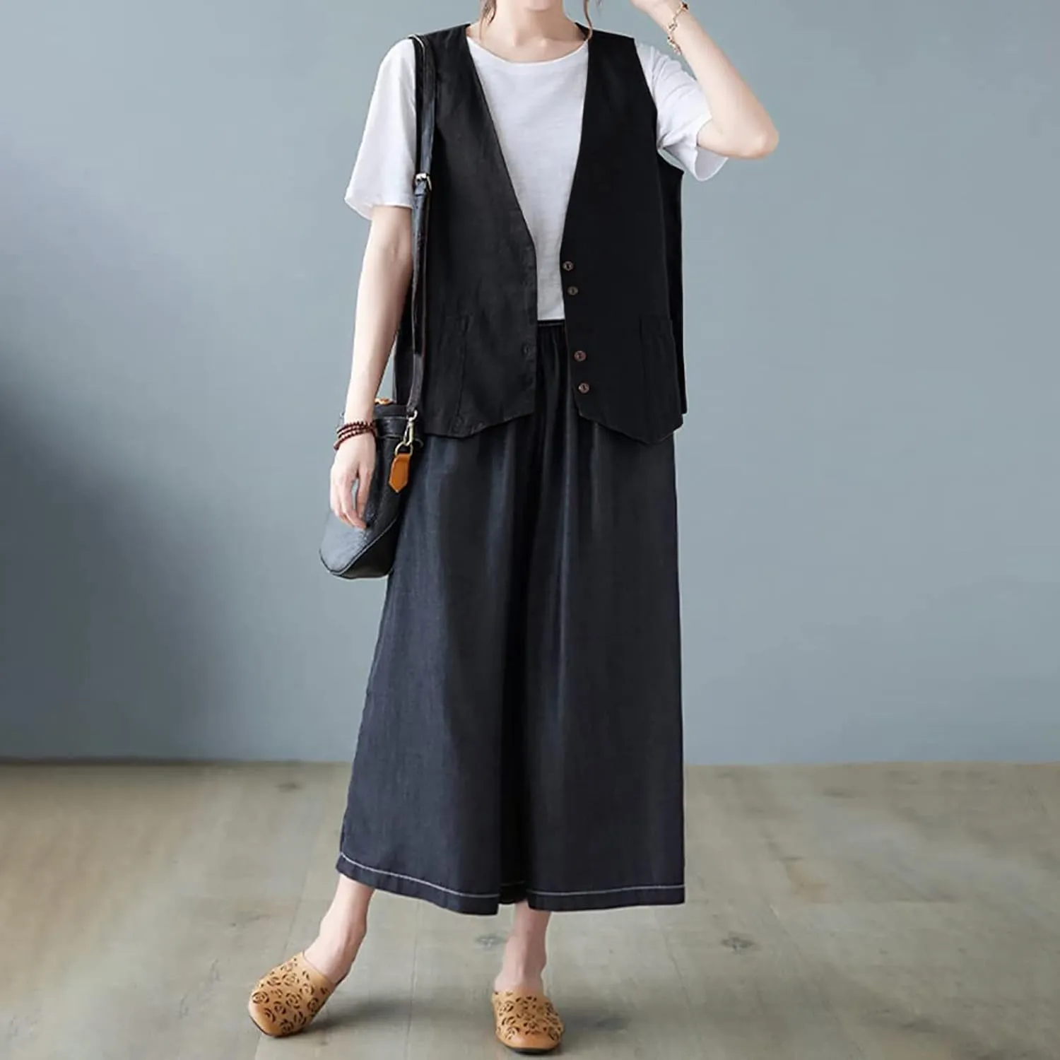 COTECRAM Cotton Linen Vest for Women 2023 Casual Sleeveless Button Down Jacket Lightweight Summer Loose Vests Outerwear