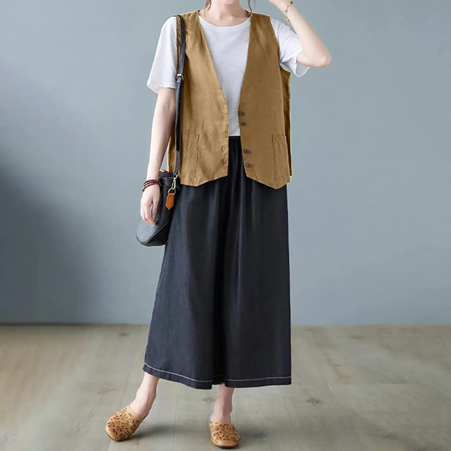 COTECRAM Cotton Linen Vest for Women 2023 Casual Sleeveless Button Down Jacket Lightweight Summer Loose Vests Outerwear
