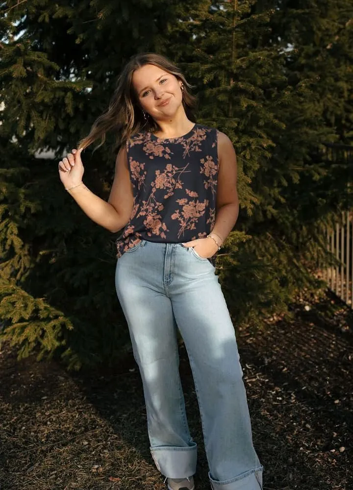 Women Summer Tops Sleeveless Tank Floral Casual Cute Loose Fit Cute T-Shirt Tunic